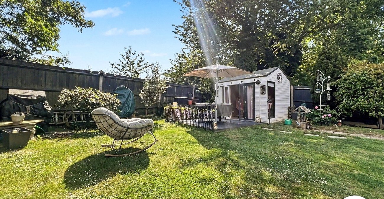 2 bedroom house for sale in Rochester | Robinson Michael & Jackson
