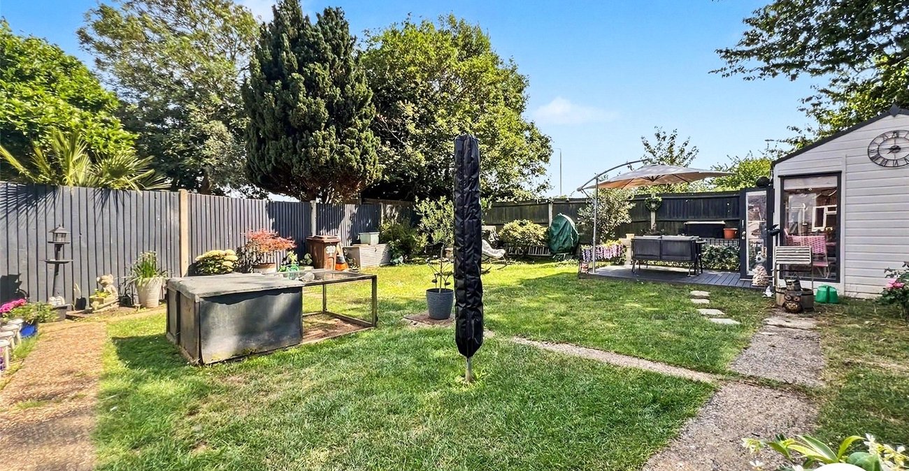 2 bedroom house for sale in Rochester | Robinson Michael & Jackson
