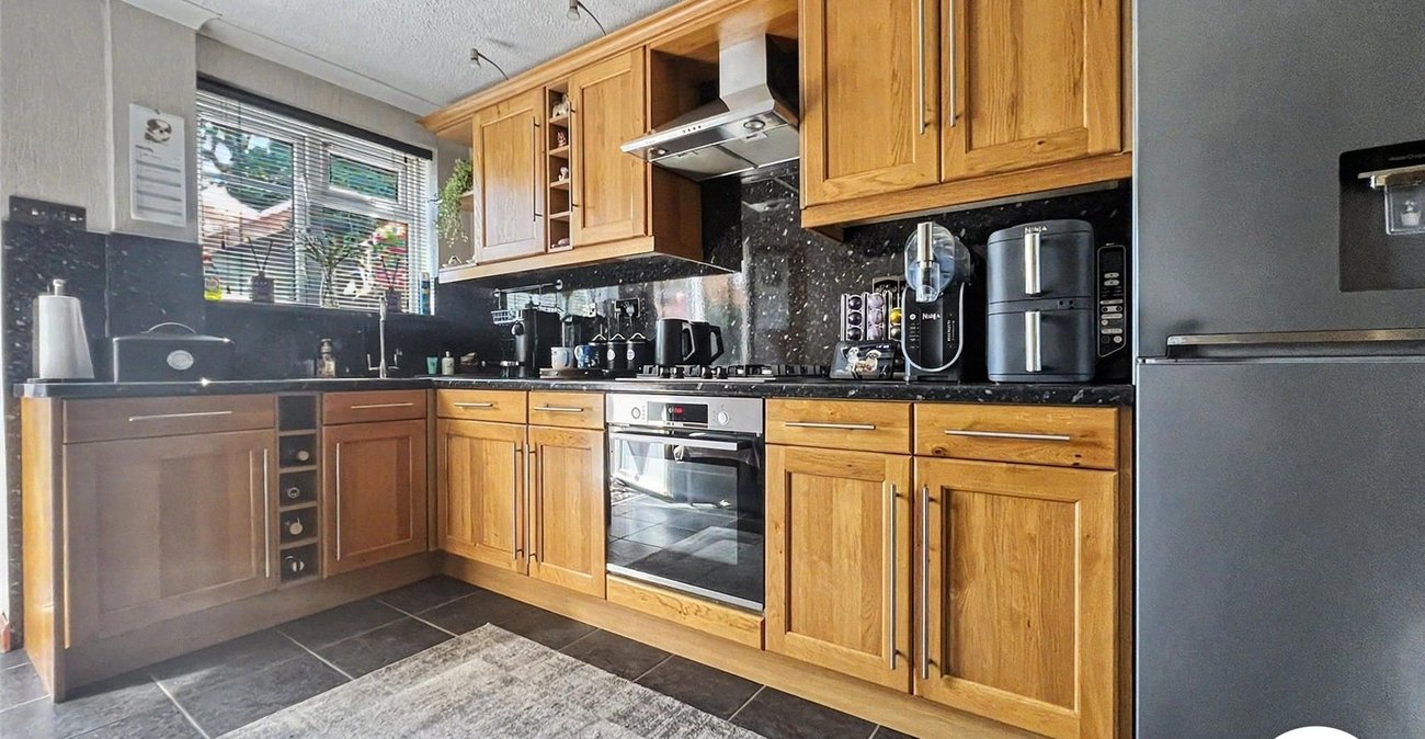 2 bedroom house for sale in Rochester | Robinson Michael & Jackson