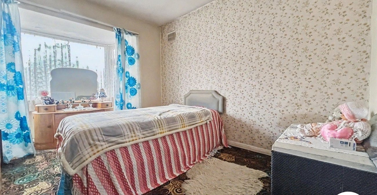 3 bedroom house for sale in Rochester | Robinson Michael & Jackson