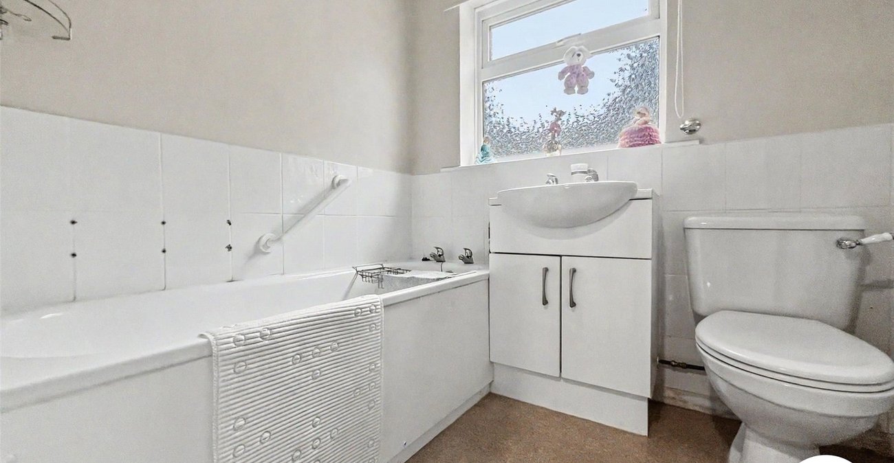 3 bedroom house for sale in Rochester | Robinson Michael & Jackson