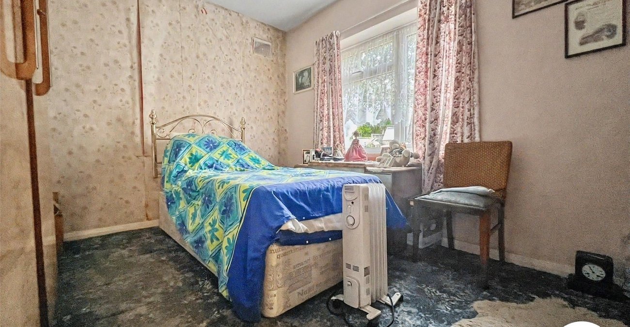 3 bedroom house for sale in Rochester | Robinson Michael & Jackson