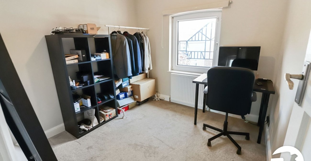 3 bedroom house for sale in London | Robinson Jackson