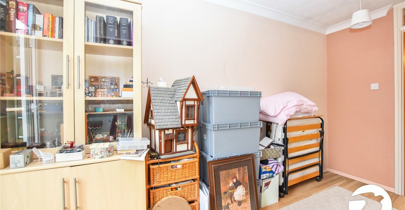 4 bedroom house for sale in Bexleyheath | Robinson Jackson