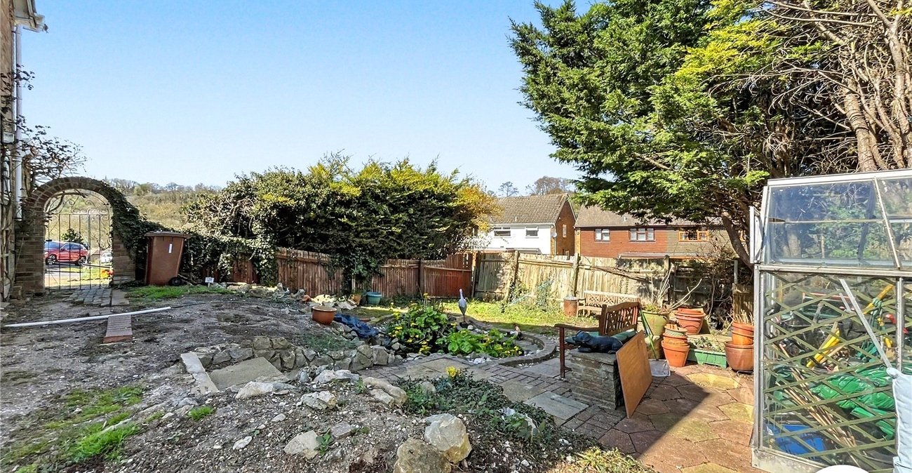 4 bedroom house for sale in Walderslade | Robinson Michael & Jackson