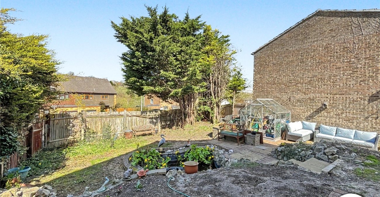 4 bedroom house for sale in Walderslade | Robinson Michael & Jackson