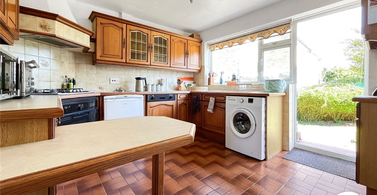 4 bedroom house for sale in Walderslade | Robinson Michael & Jackson