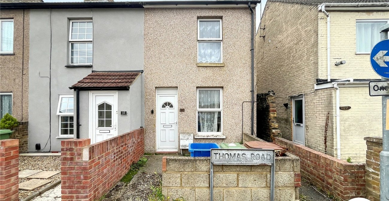 2 bedroom house for sale in Sittingbourne | Robinson Michael & Jackson