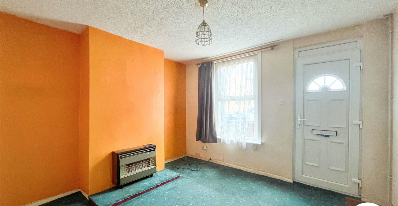 2 bedroom house for sale in Sittingbourne | Robinson Michael & Jackson