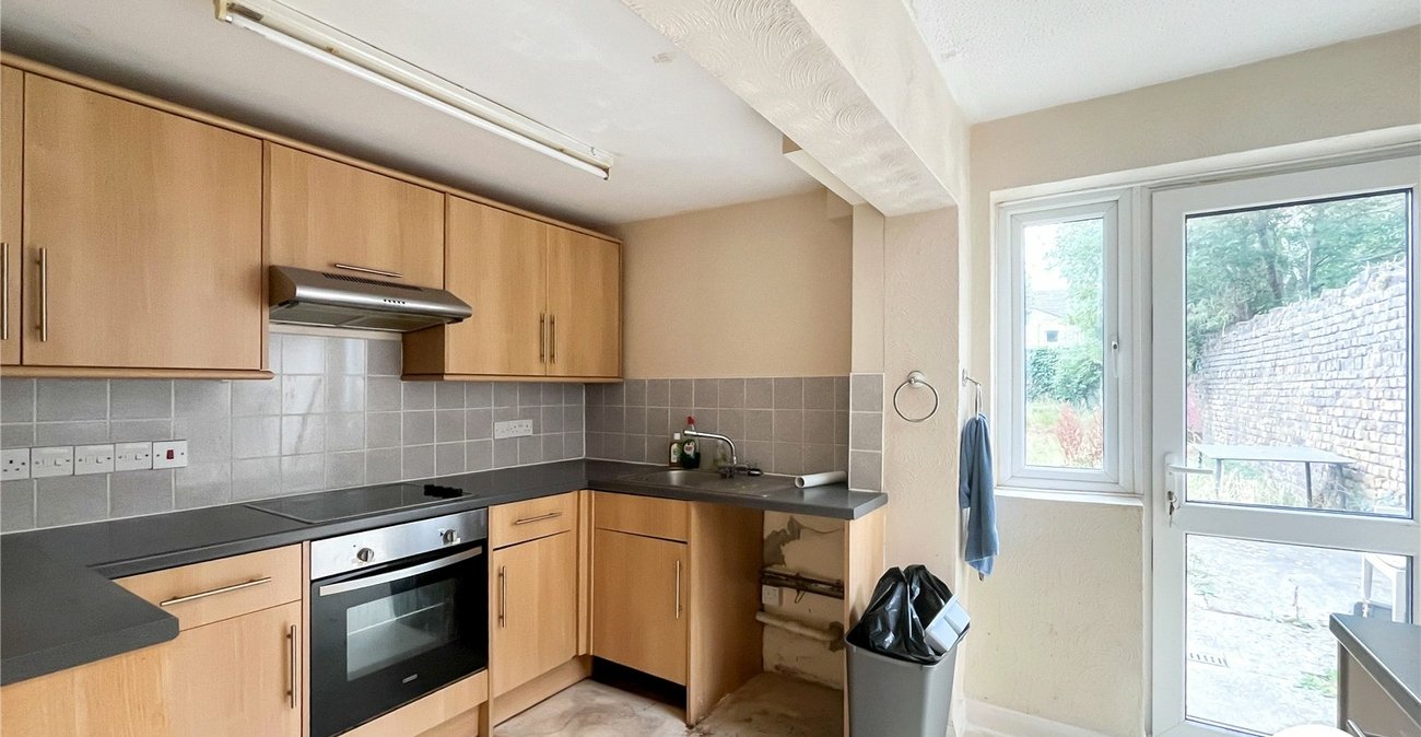 2 bedroom house for sale in Sittingbourne | Robinson Michael & Jackson