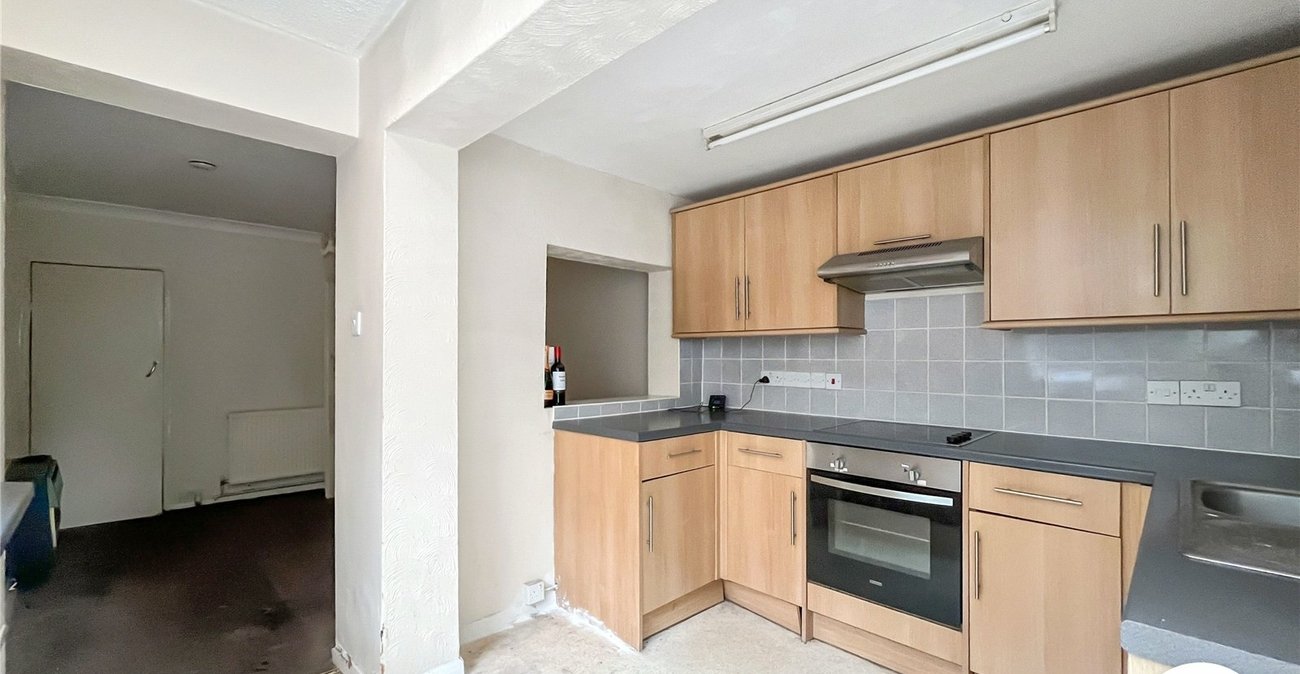 2 bedroom house for sale in Sittingbourne | Robinson Michael & Jackson