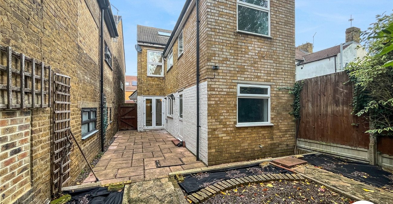 1 bedroom property for sale in Sittingbourne | Robinson Michael & Jackson