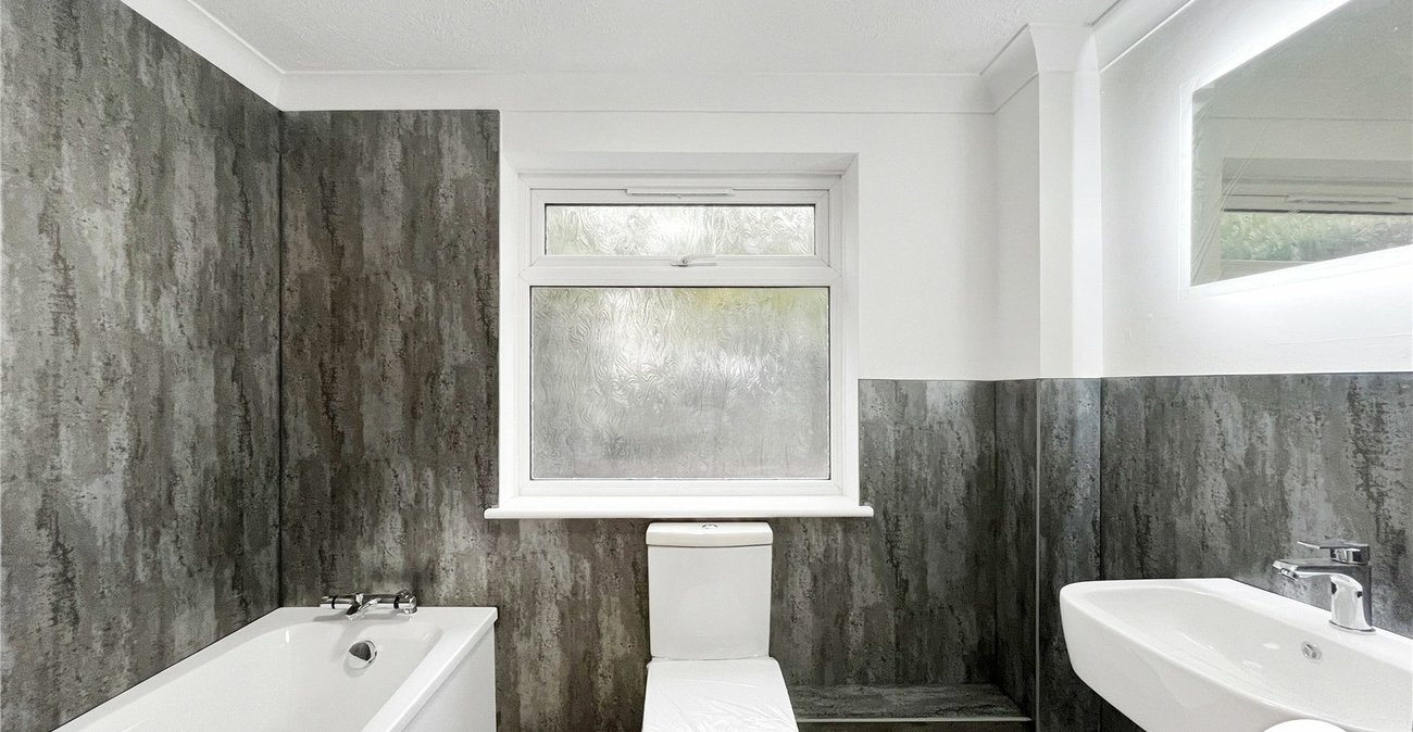 1 bedroom property for sale in Sittingbourne | Robinson Michael & Jackson