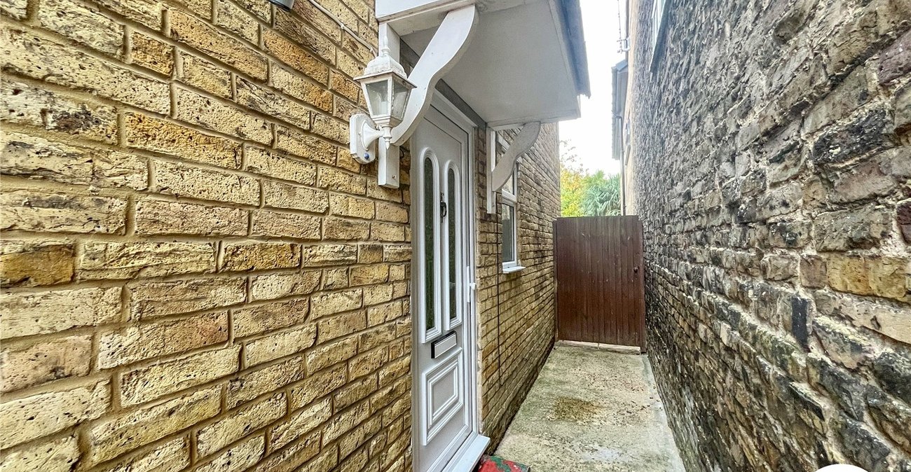 1 bedroom property for sale in Sittingbourne | Robinson Michael & Jackson