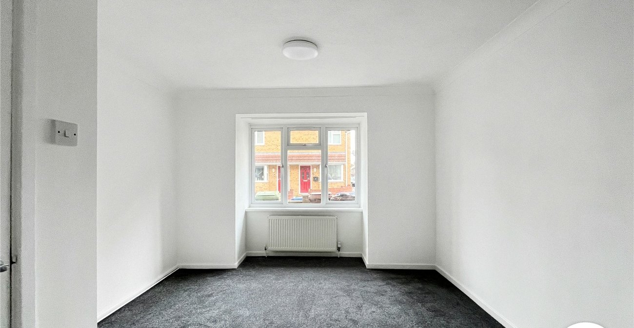 1 bedroom property for sale in Sittingbourne | Robinson Michael & Jackson