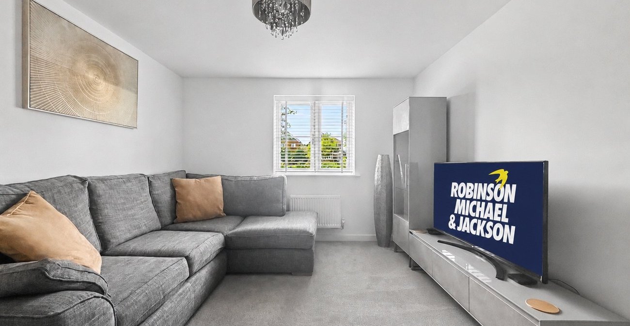 4 bedroom house for sale in Rainham | Robinson Michael & Jackson