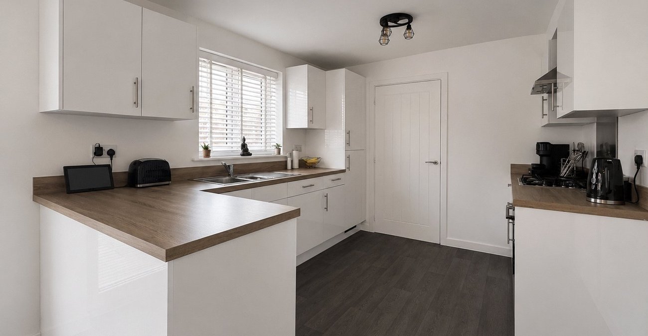4 bedroom house for sale in Rainham | Robinson Michael & Jackson