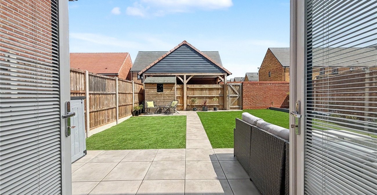 4 bedroom house for sale in Rainham | Robinson Michael & Jackson