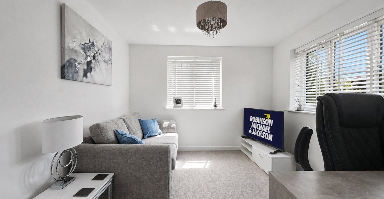 4 bedroom house for sale in Rainham | Robinson Michael & Jackson