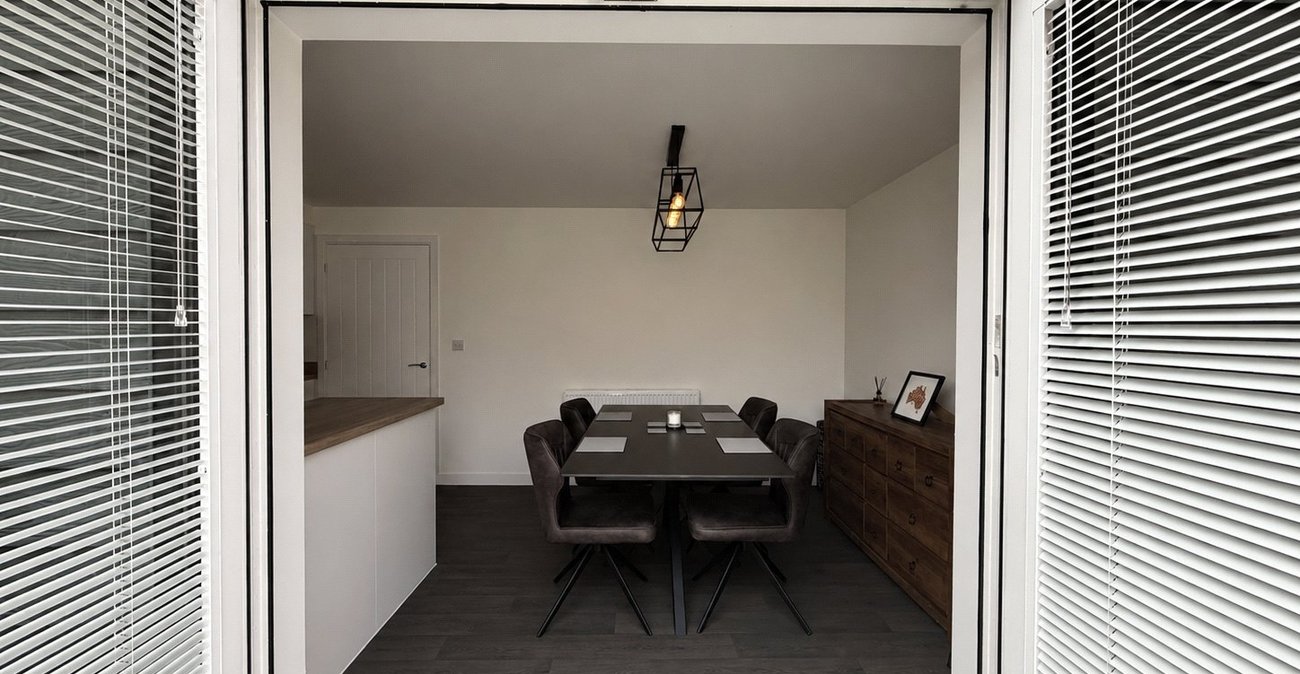4 bedroom house for sale in Rainham | Robinson Michael & Jackson
