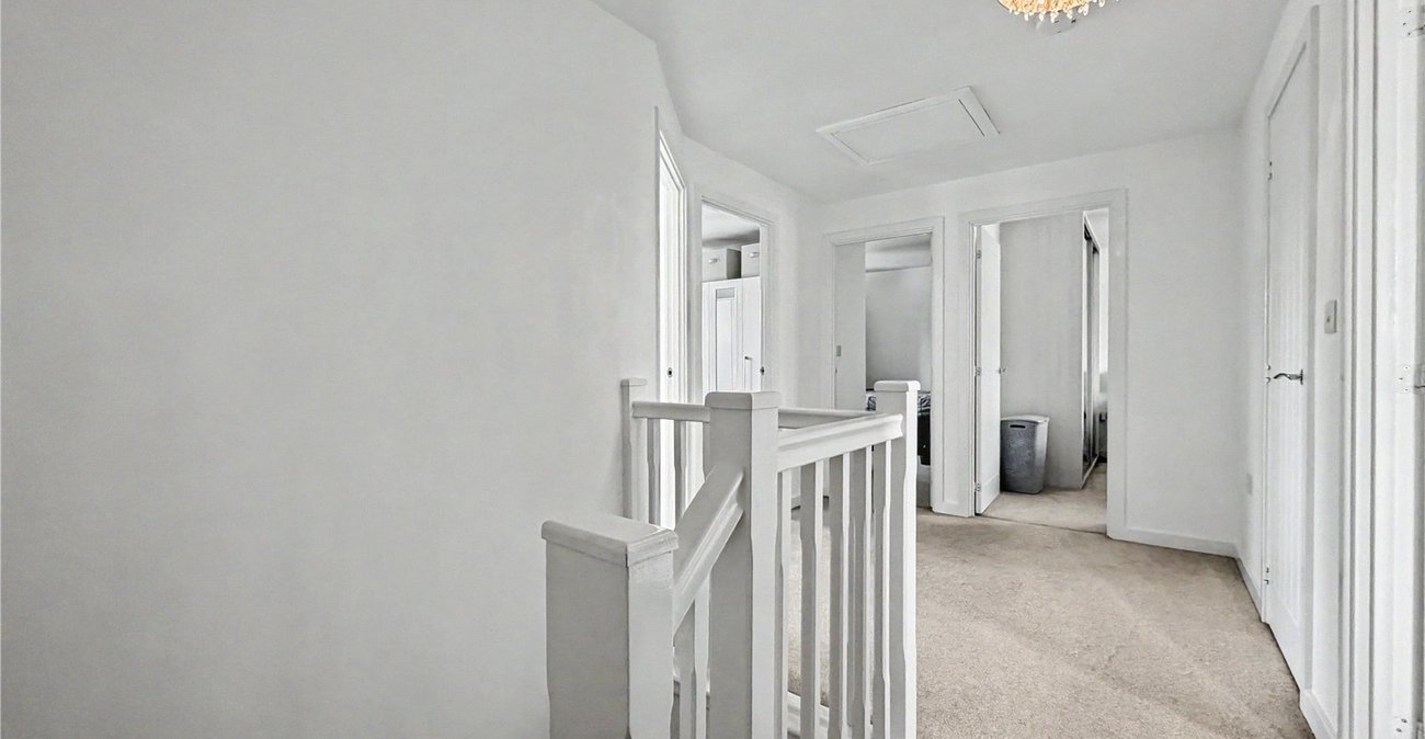 4 bedroom house for sale in Rainham | Robinson Michael & Jackson
