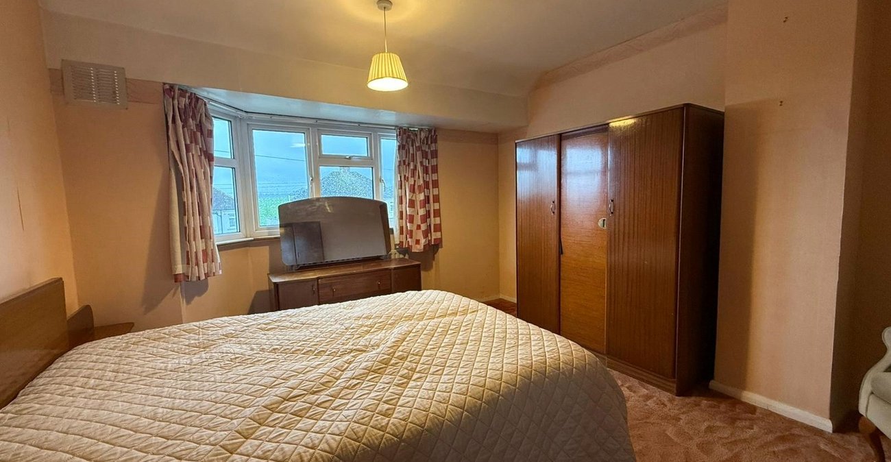 3 bedroom house for sale in Gravesend | Robinson Michael & Jackson