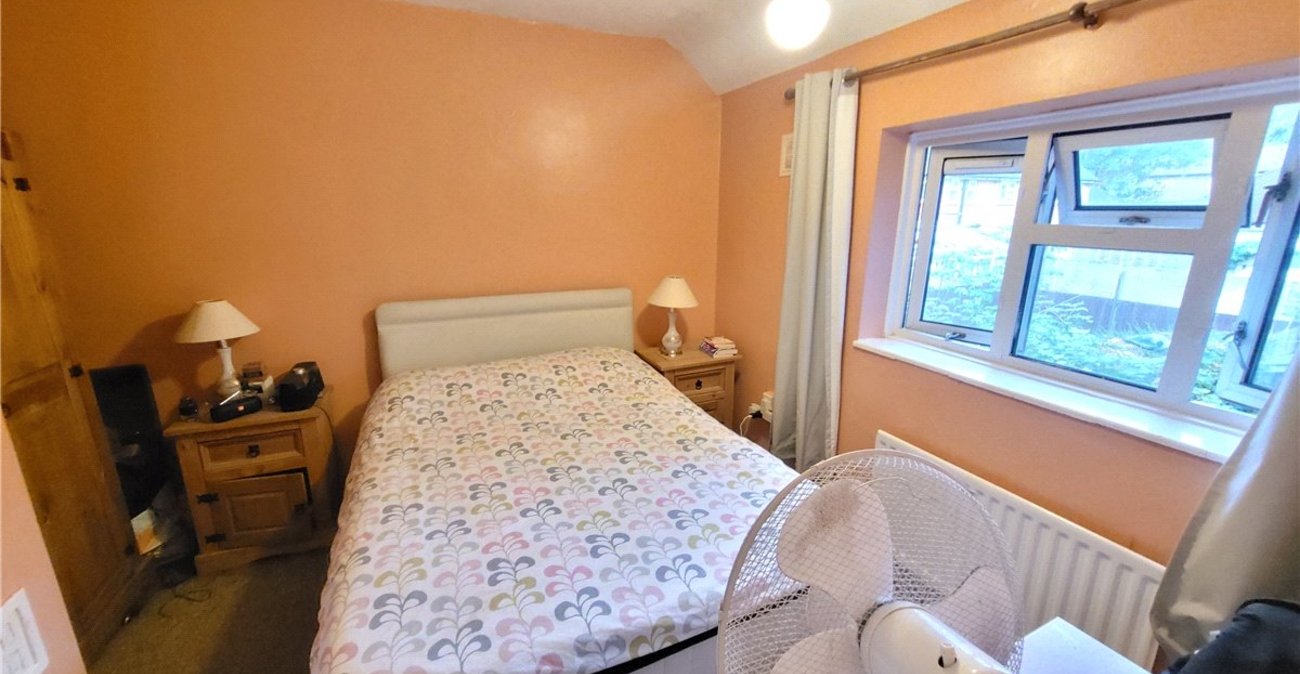 2 bedroom house for sale in St Pauls Cray | Robinson Jackson