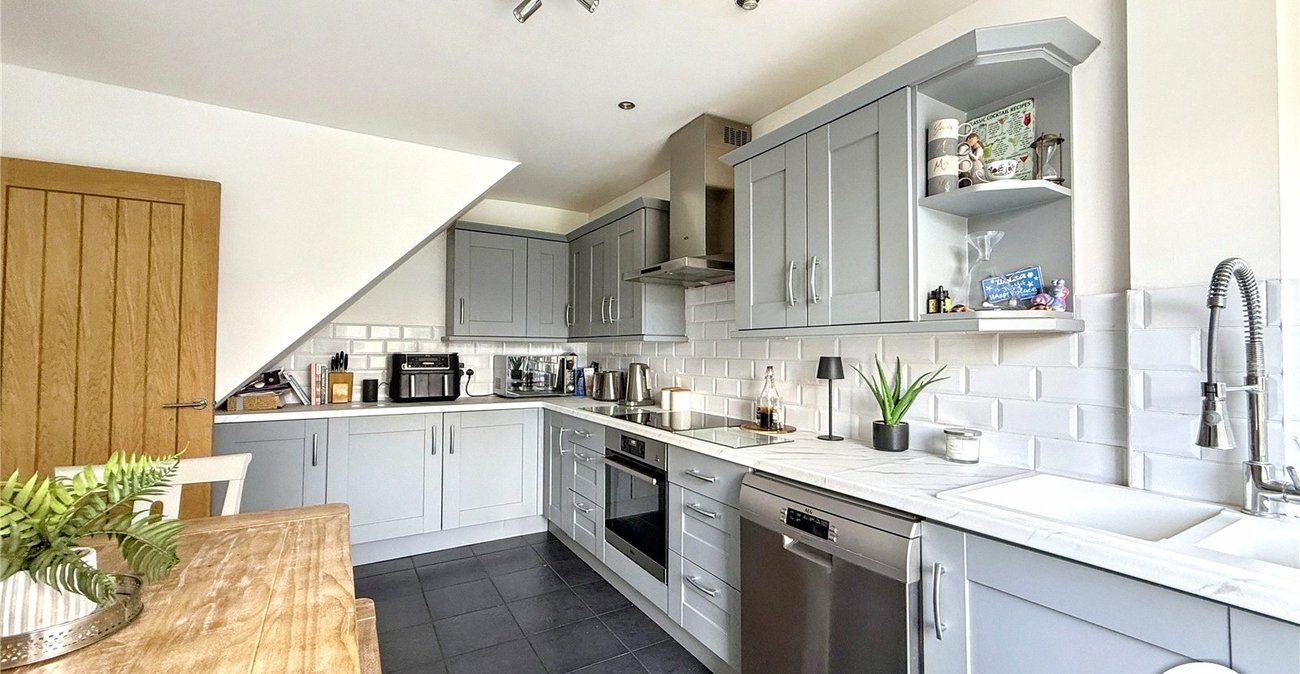 3 bedroom house for sale in Twydall | Robinson Michael & Jackson