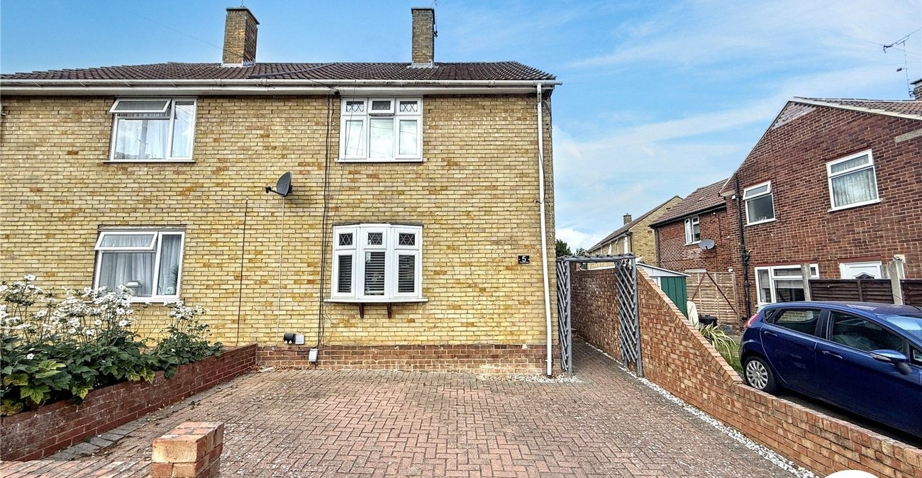 3 bedroom house for sale in Twydall | Robinson Michael & Jackson