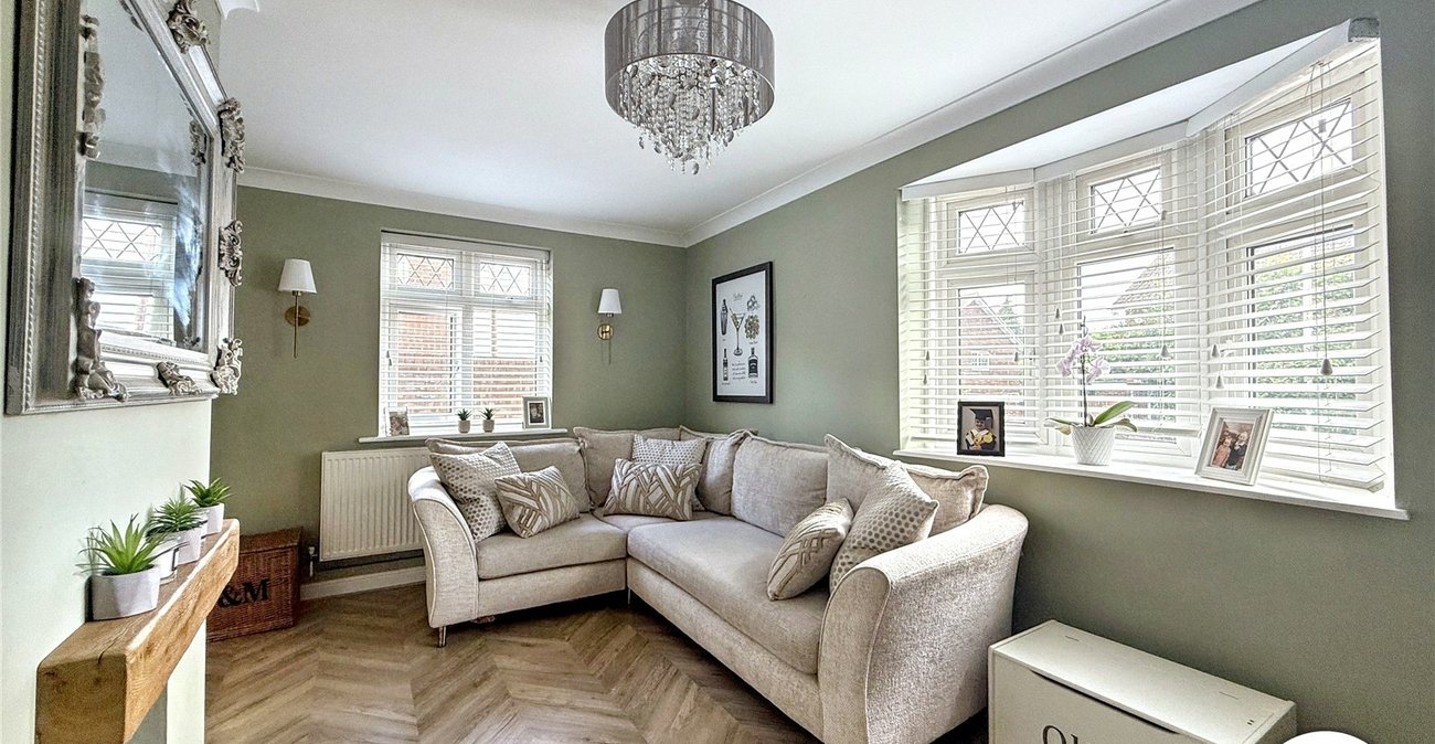 3 bedroom house for sale in Twydall | Robinson Michael & Jackson