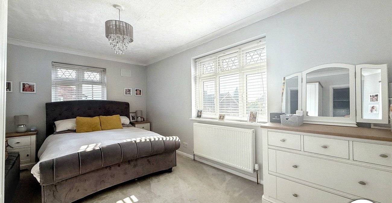 3 bedroom house for sale in Twydall | Robinson Michael & Jackson