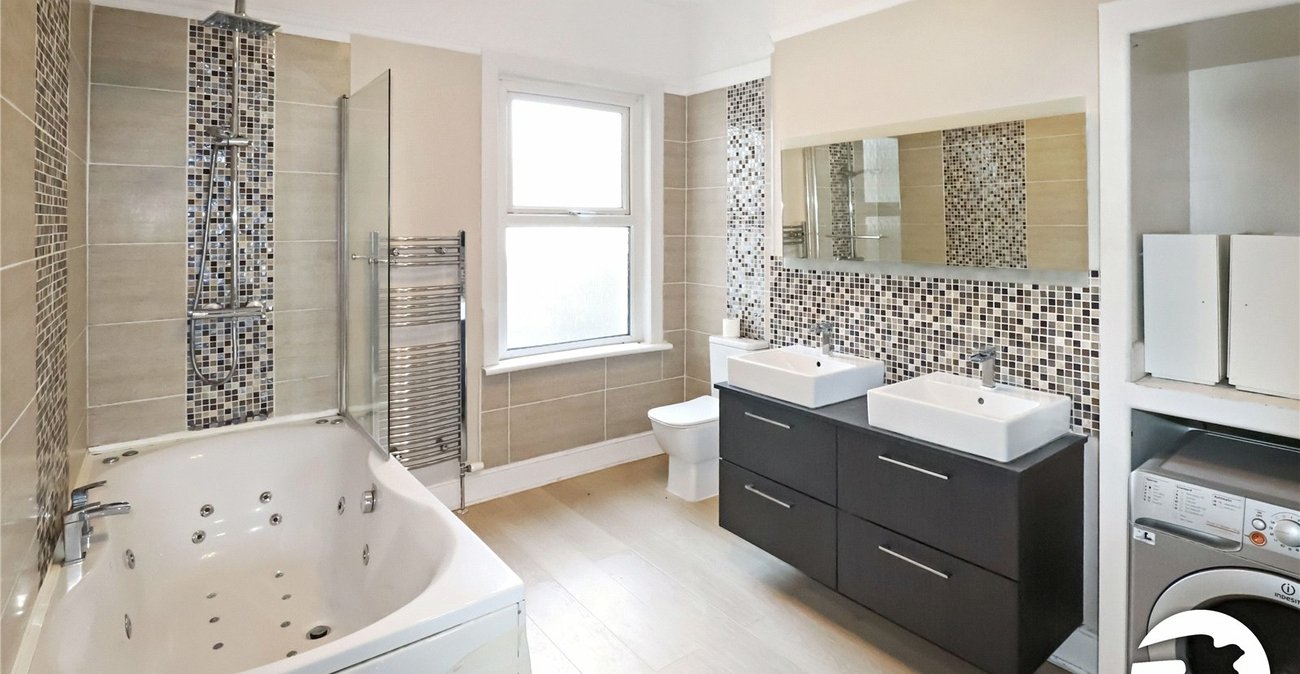 3 bedroom house for sale in Belvedere | Robinson Jackson