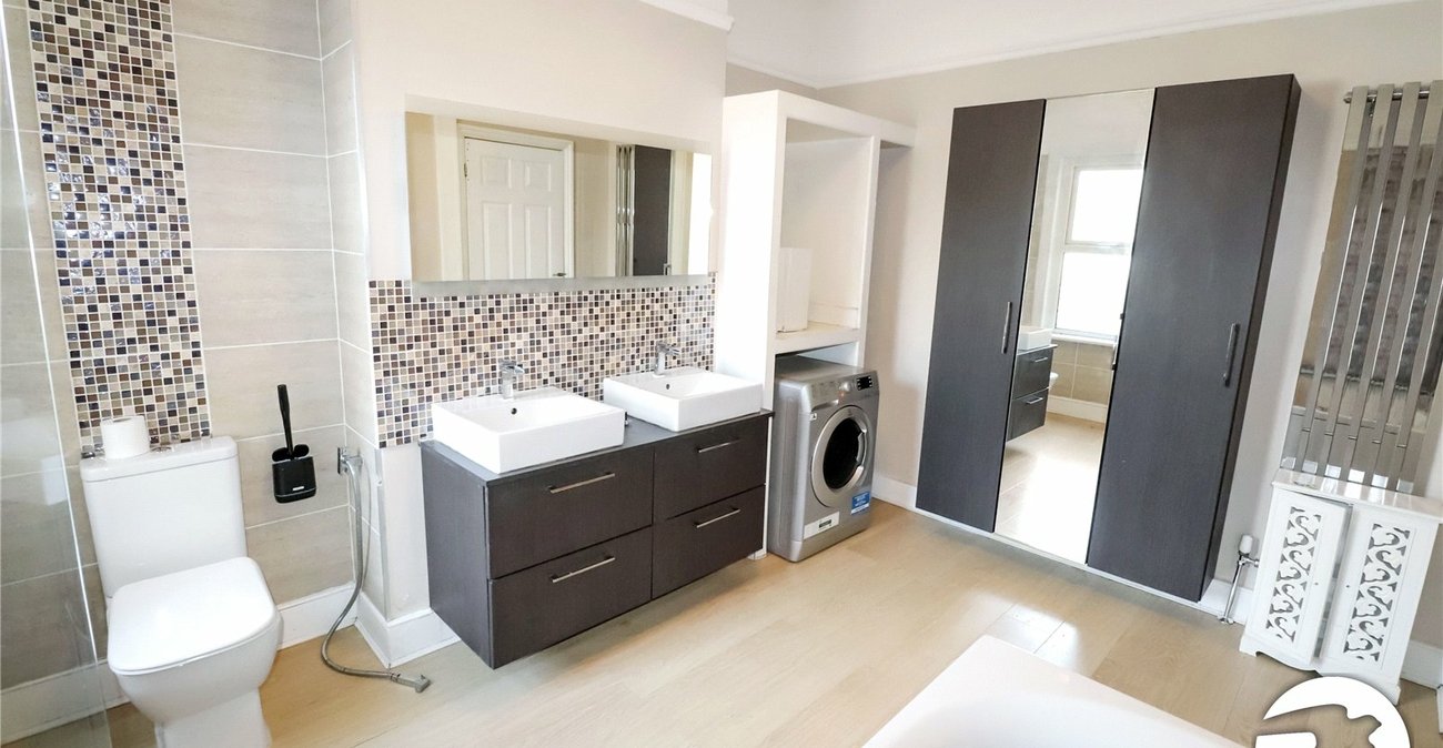 3 bedroom house for sale in Belvedere | Robinson Jackson