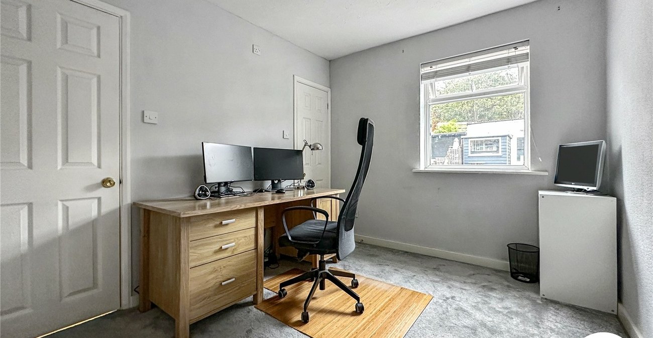 2 bedroom house for sale in Chatham | Robinson Michael & Jackson