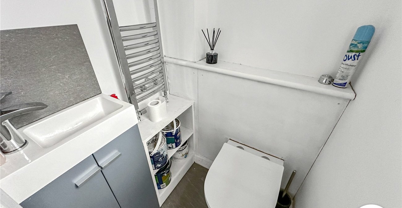 2 bedroom house for sale in Chatham | Robinson Michael & Jackson