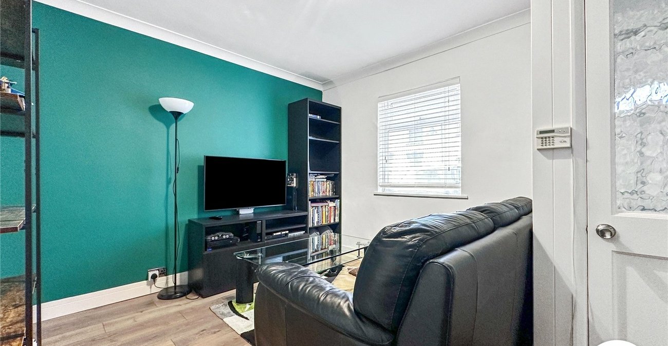 2 bedroom house for sale in Chatham | Robinson Michael & Jackson