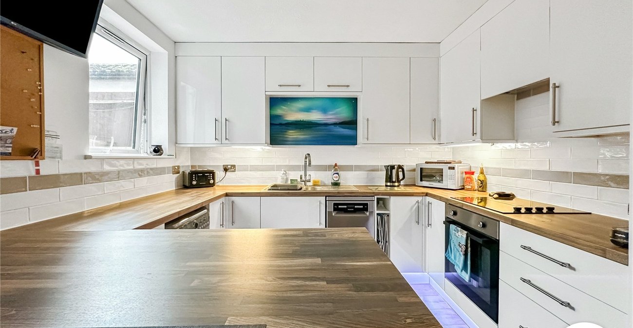 2 bedroom house for sale in Chatham | Robinson Michael & Jackson