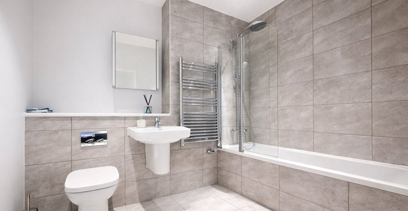 3 bedroom property for sale in Middleton Way | Robinson Jackson