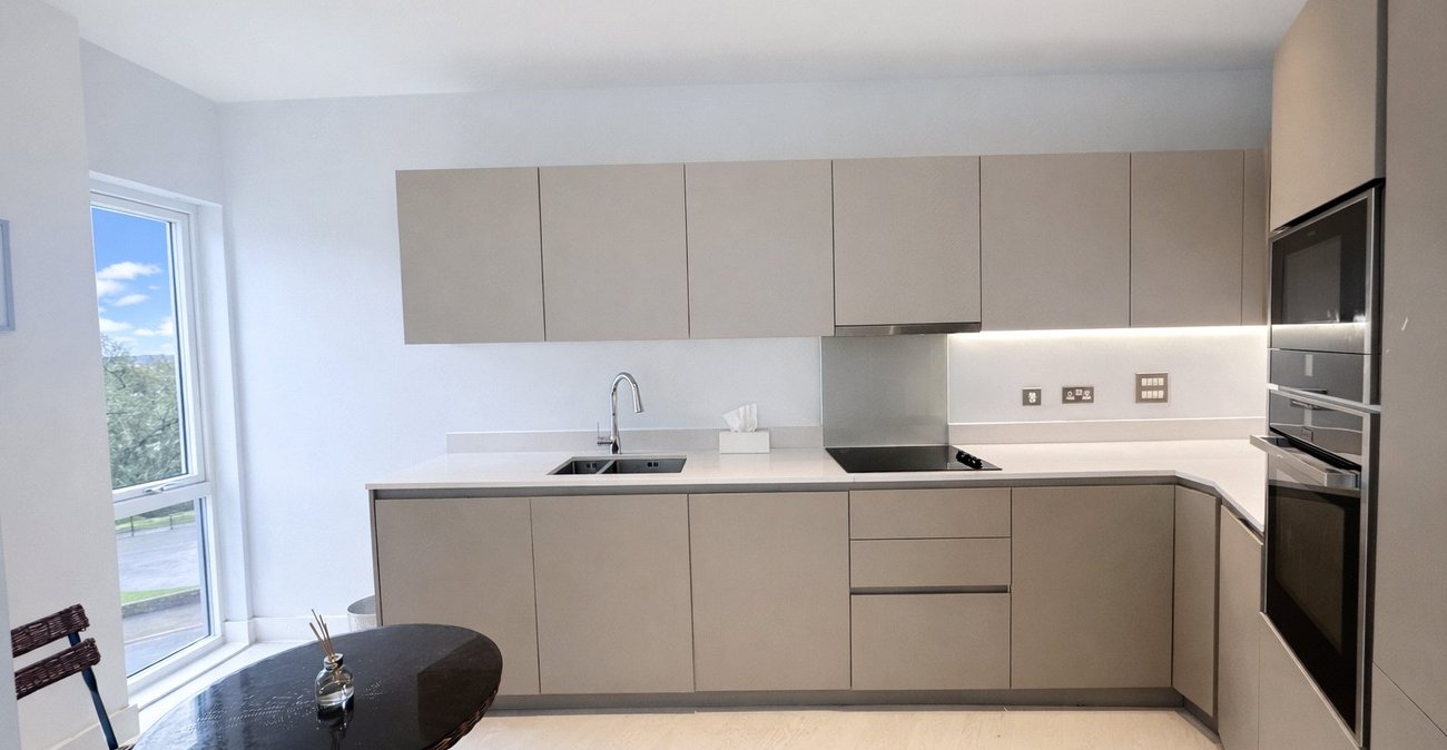 3 bedroom property for sale in Middleton Way | Robinson Jackson