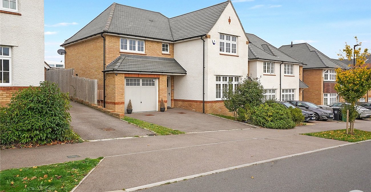 4 bedroom house for sale in Ebbsfleet Quarter | Robinson Jackson