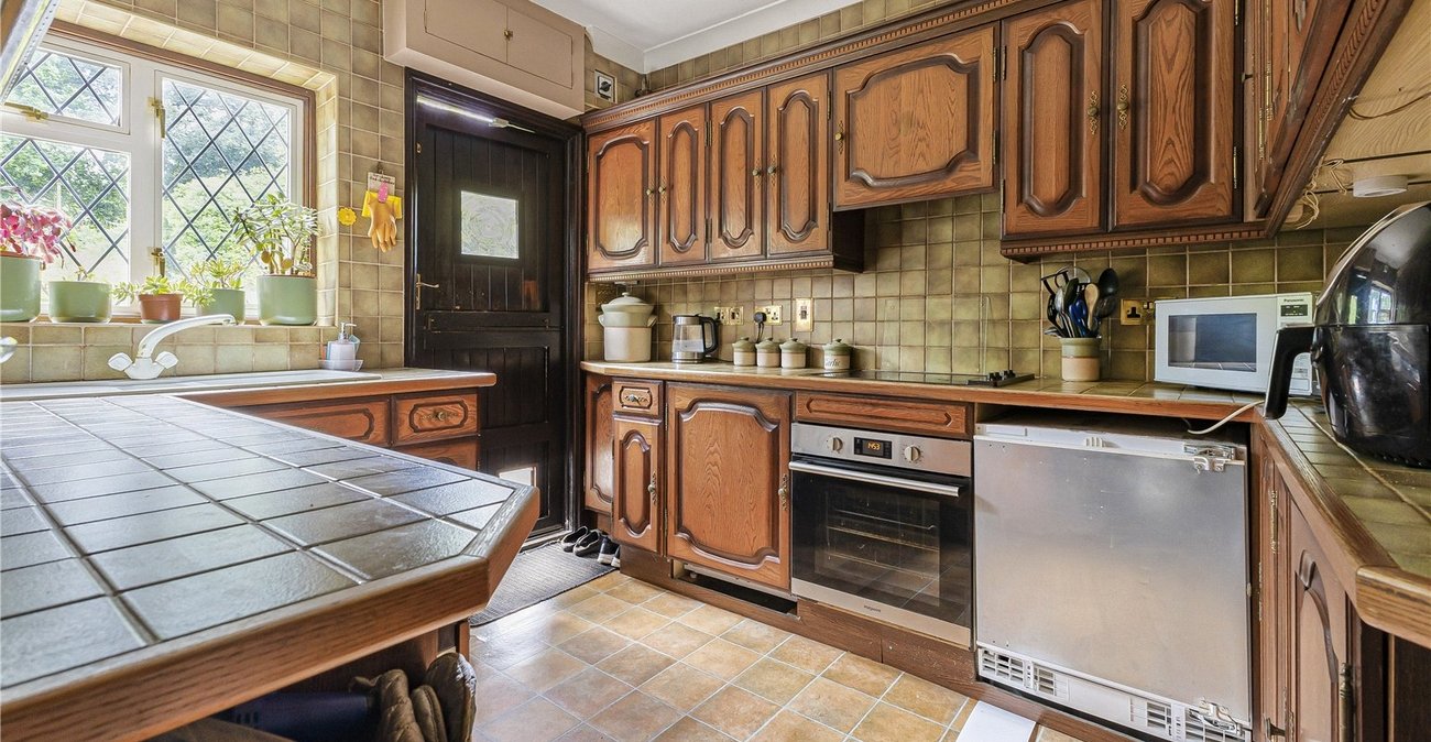 3 bedroom bungalow for sale in West Kingsdown | Robinson Jackson