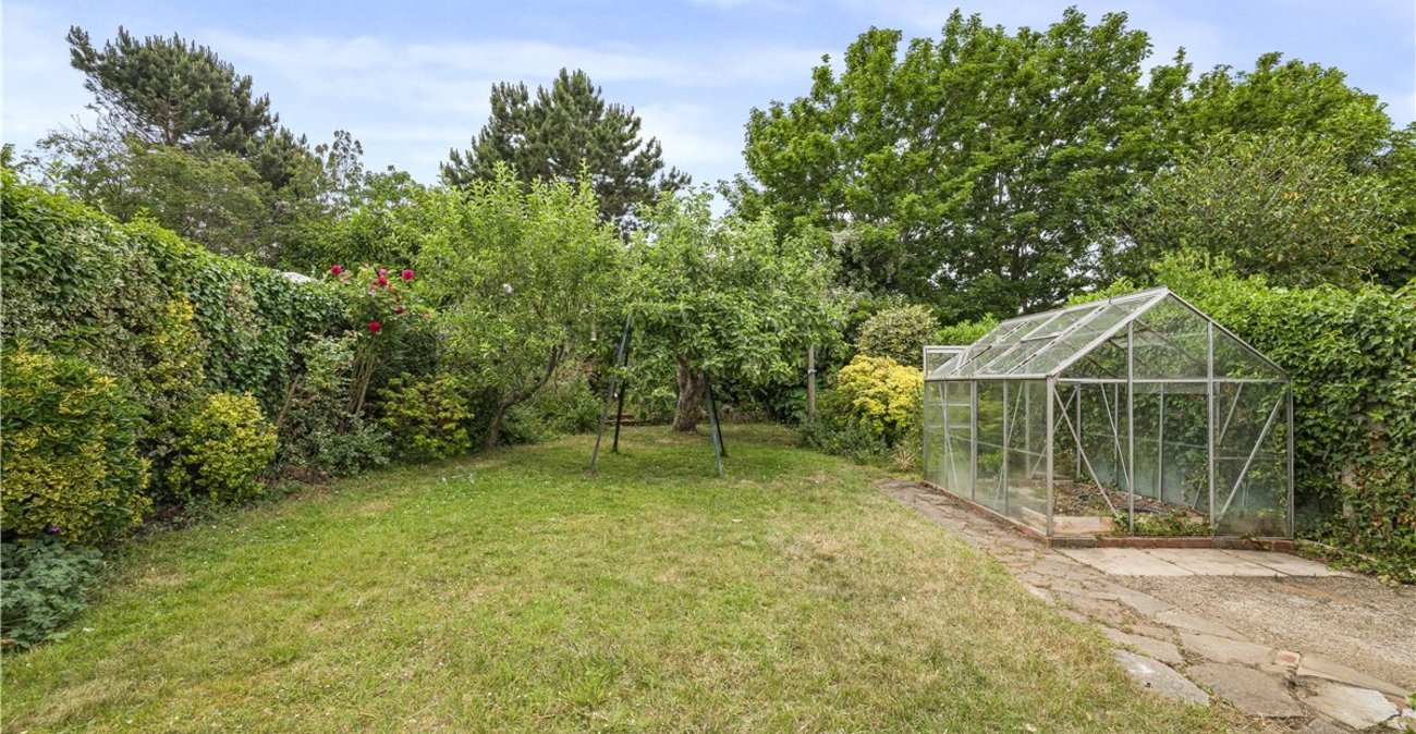3 bedroom house for sale in Orpington | Robinson Jackson
