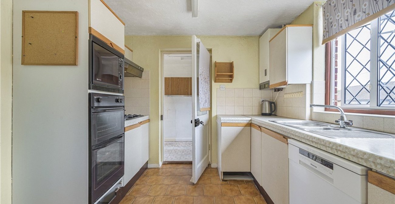 3 bedroom house for sale in Orpington | Robinson Jackson
