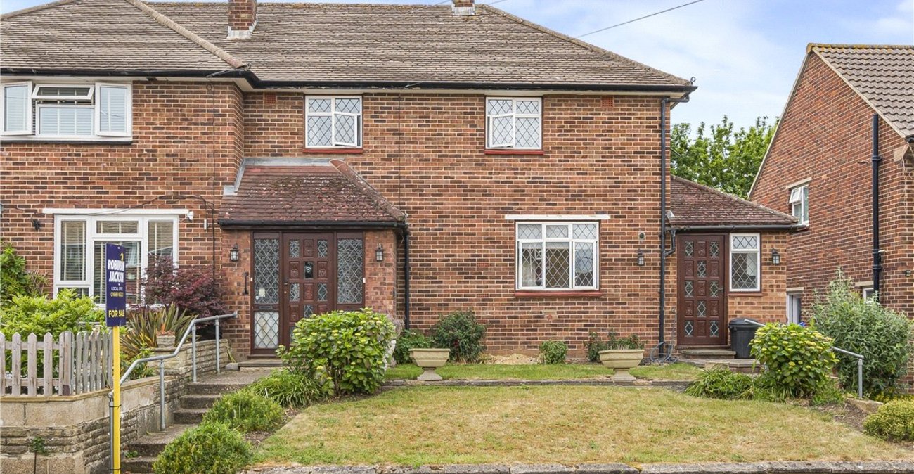 3 bedroom house for sale in Orpington | Robinson Jackson