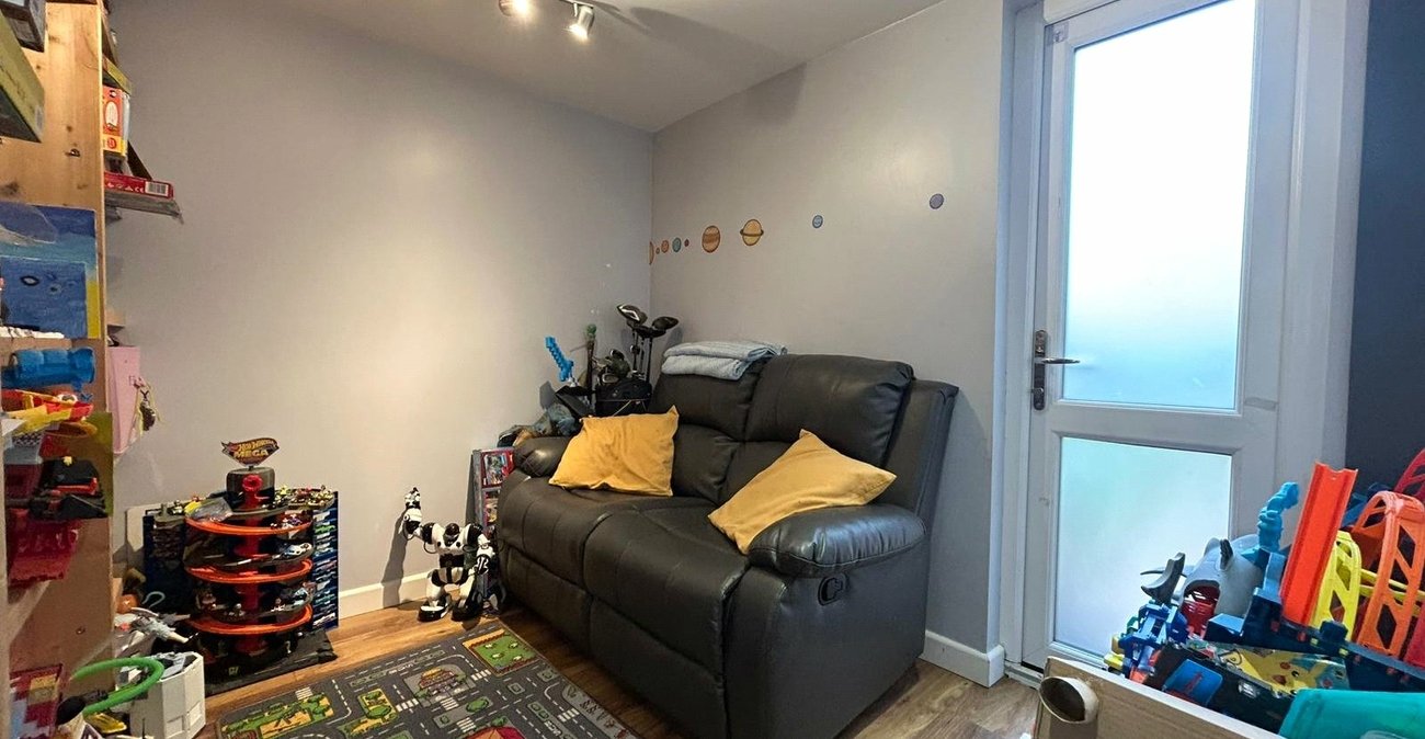 3 bedroom house for sale in Wayfield | Robinson Michael & Jackson