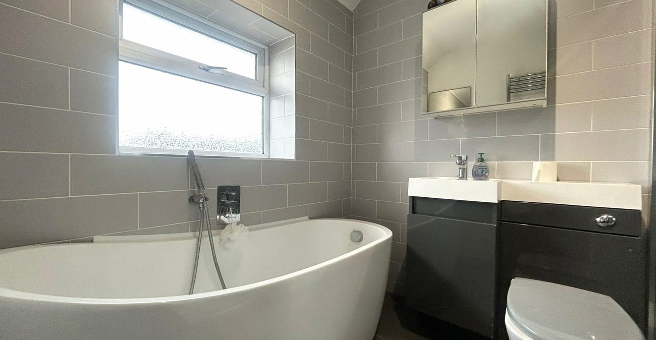 3 bedroom house for sale in Wayfield | Robinson Michael & Jackson