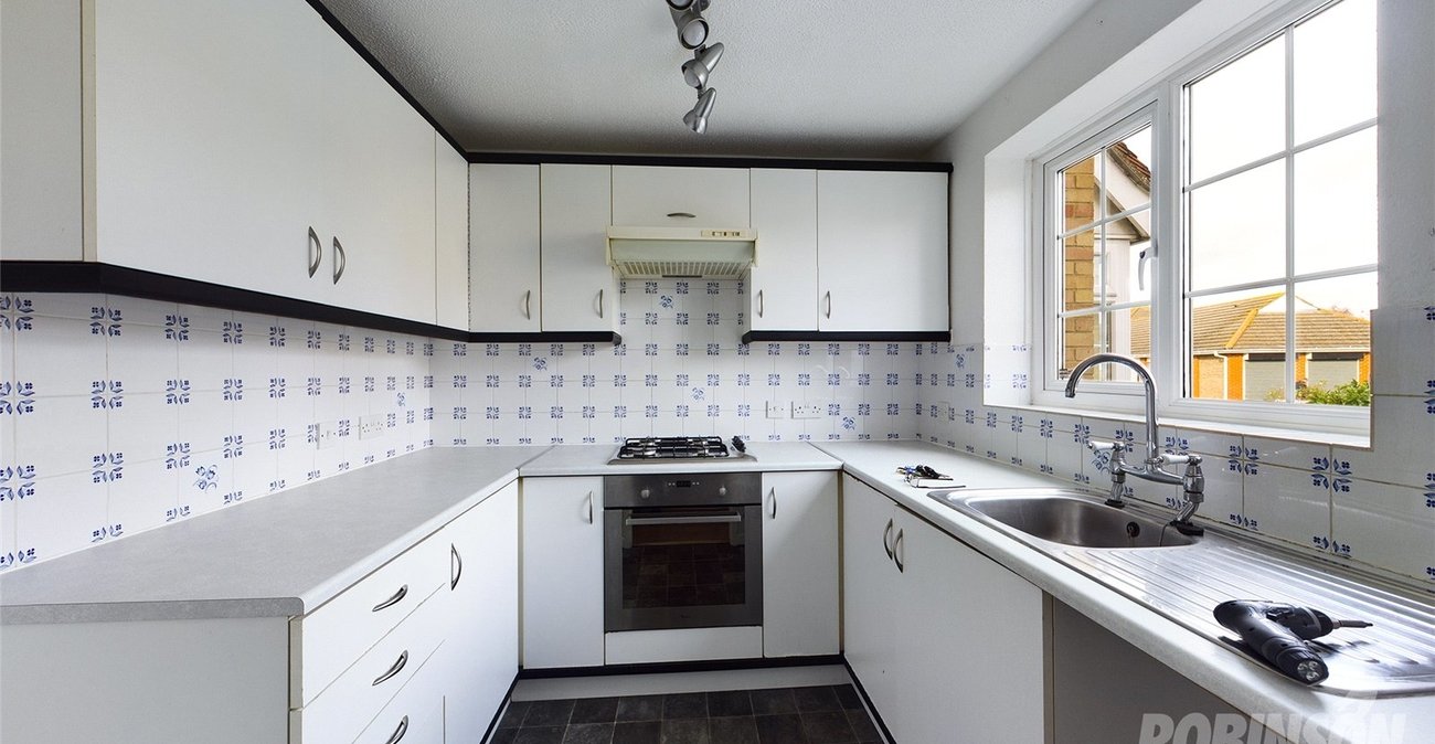 2 bedroom house for sale in Kemsley | Robinson Michael & Jackson