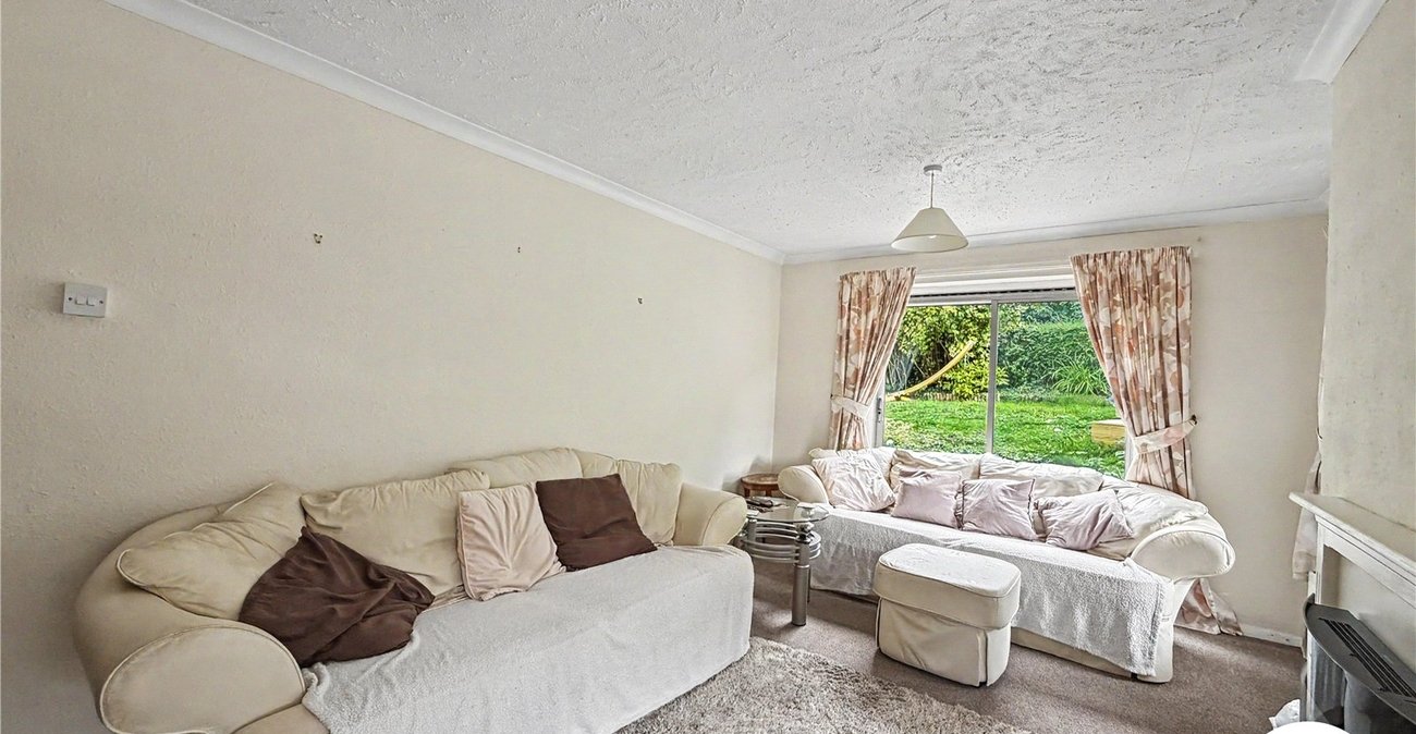 3 bedroom bungalow for sale in Blue Bell Hill | Robinson Michael & Jackson
