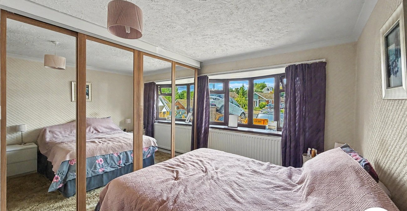 3 bedroom bungalow for sale in Blue Bell Hill | Robinson Michael & Jackson