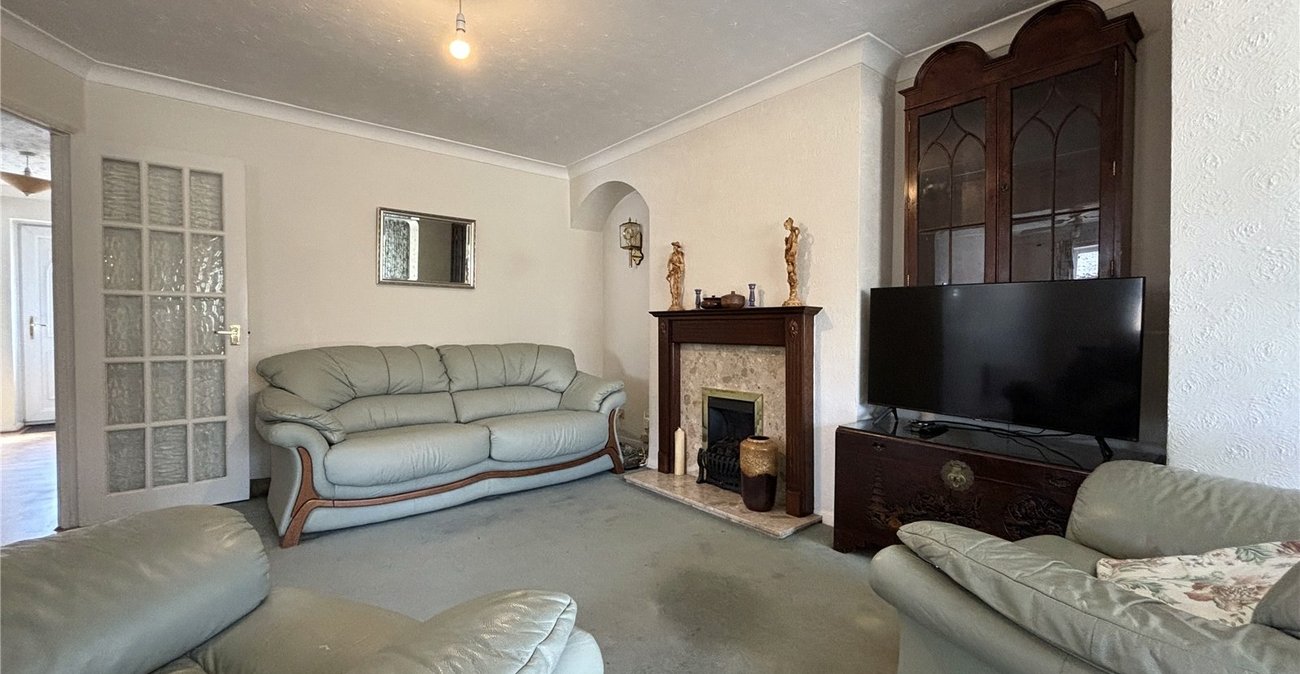 3 bedroom bungalow for sale in Bluebell Hill | Robinson Michael & Jackson